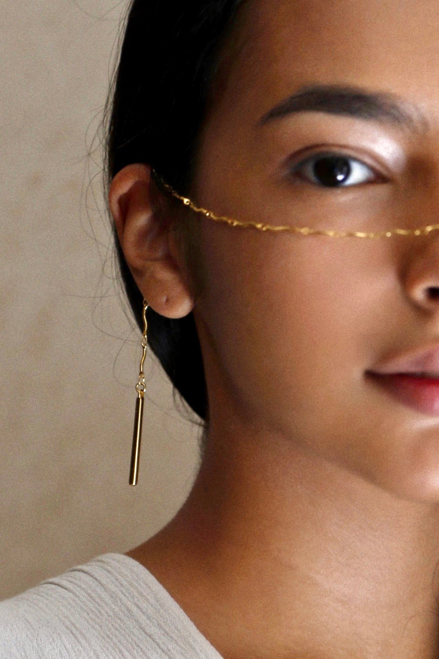 Ethereal Path Face Chain