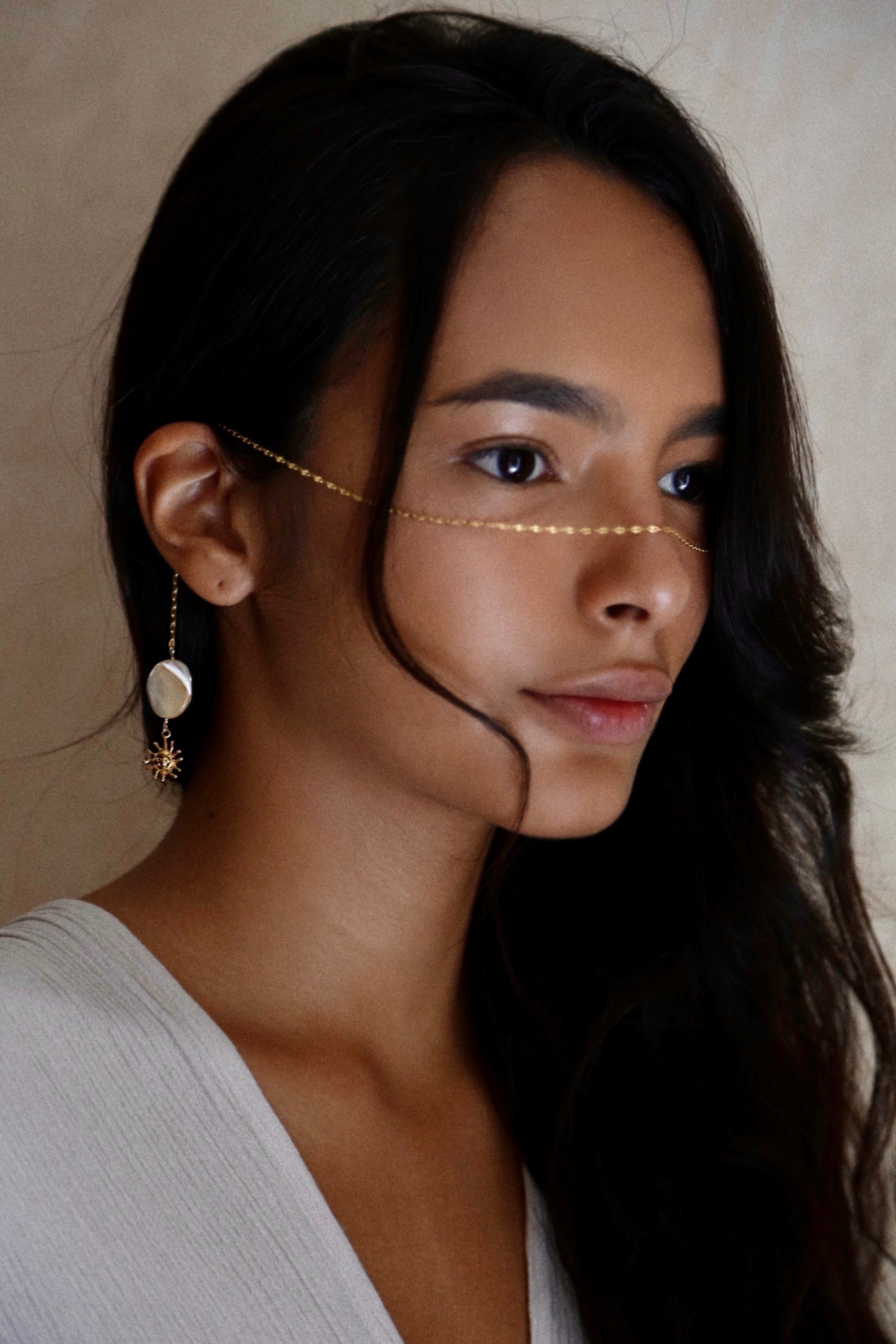 Sunshine Glow Face Chain – Shaktitulum
